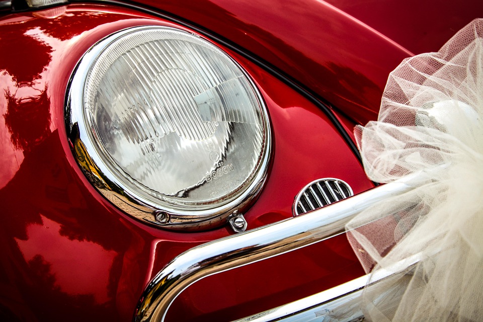 This image has an empty alt attribute; its file name is beetle-wedding1.jpg